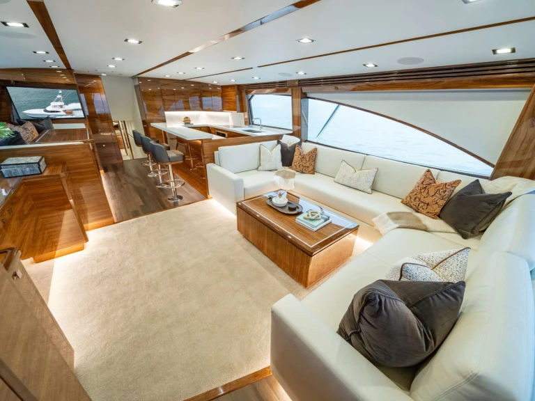 Luxury Yacht hire in Costa Rica - Viking Yachts BOUJIE