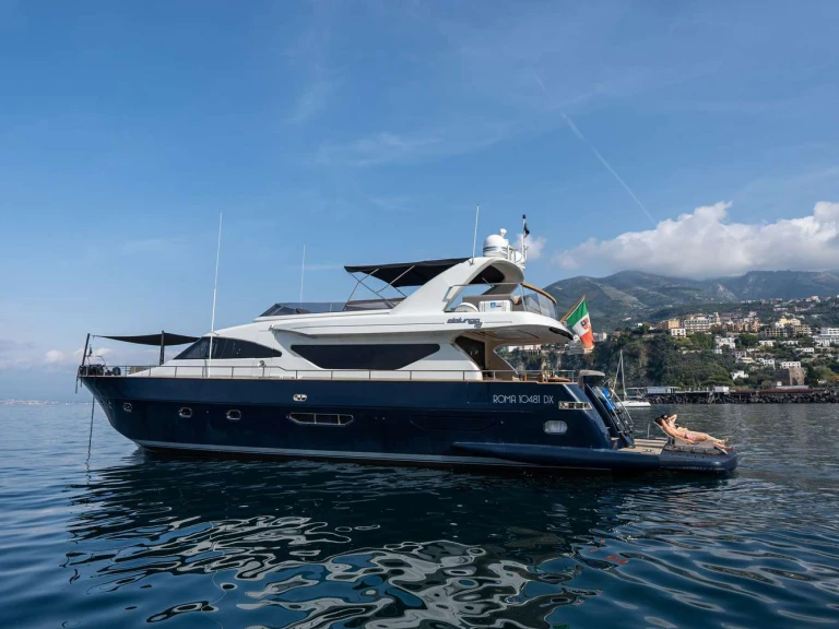 Hire Luxury Yacht with or without skipper Alalunga Ischia