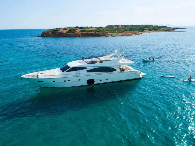 Charter a Ferretti NINETEEN in Athens on Samboat