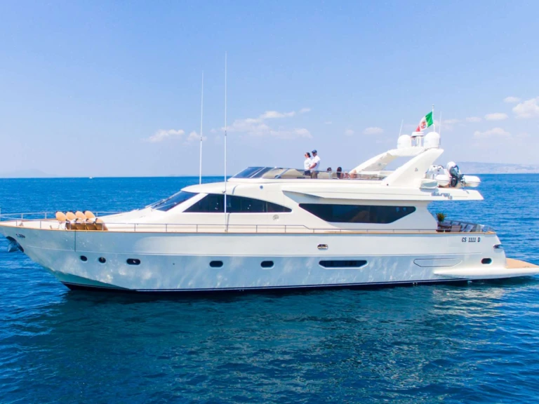 Hire Luxury Yacht with or without skipper Alalunga Sorrento