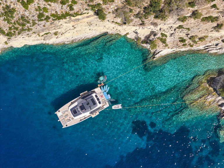 Luxury Yacht hire in Athens - Fountaine Pajot CHRISTAL MIO 80 