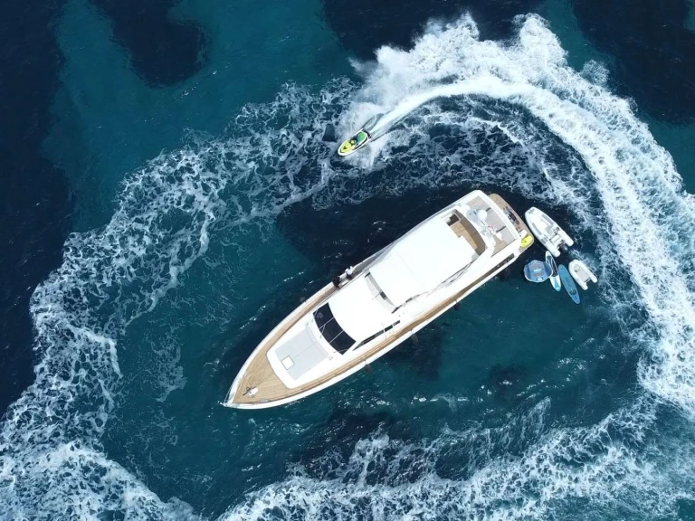 Yacht hire Greece cheap VA BENE