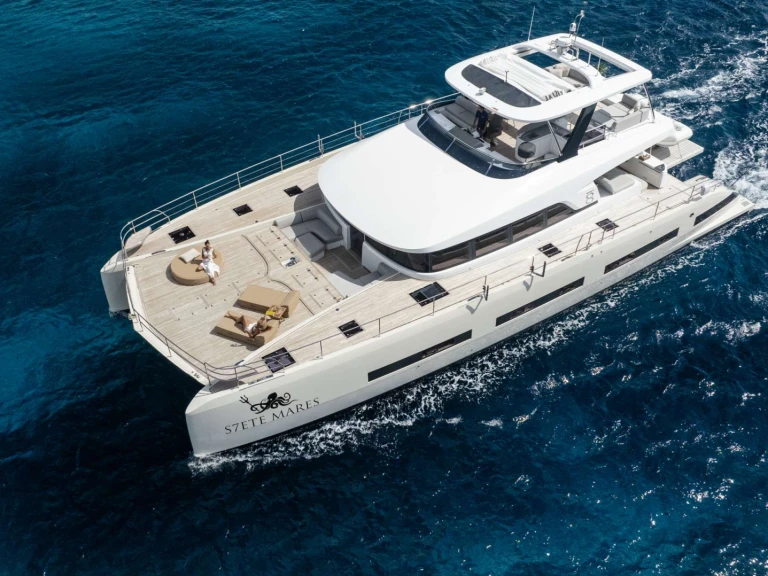 Luxury Yacht hire in Scrub Island - Lagoon SIETE MARES