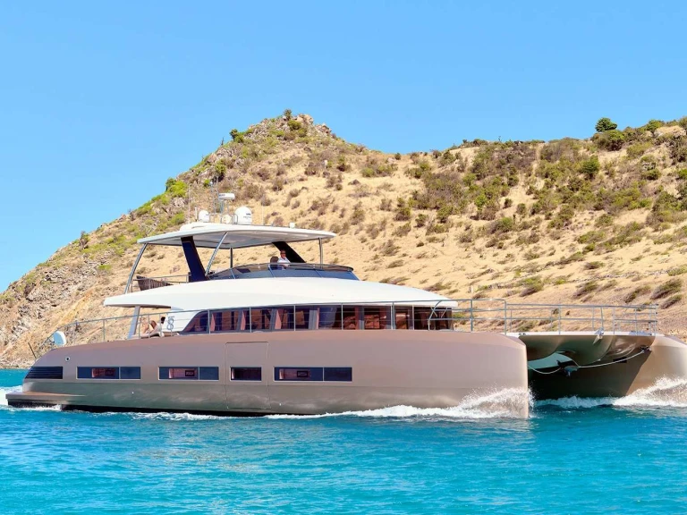 Yacht hire Saint Martin cheap FRENCHWEST