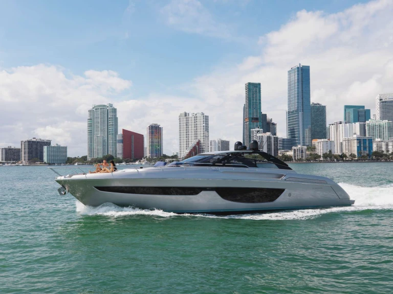 Luxury Yacht hire in Sag Harbor - Riva Not Yet