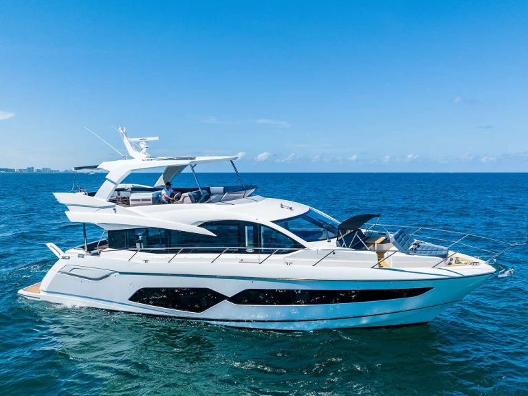 Yacht charter Bahamas - Sunseeker Done Deal on SamBoat