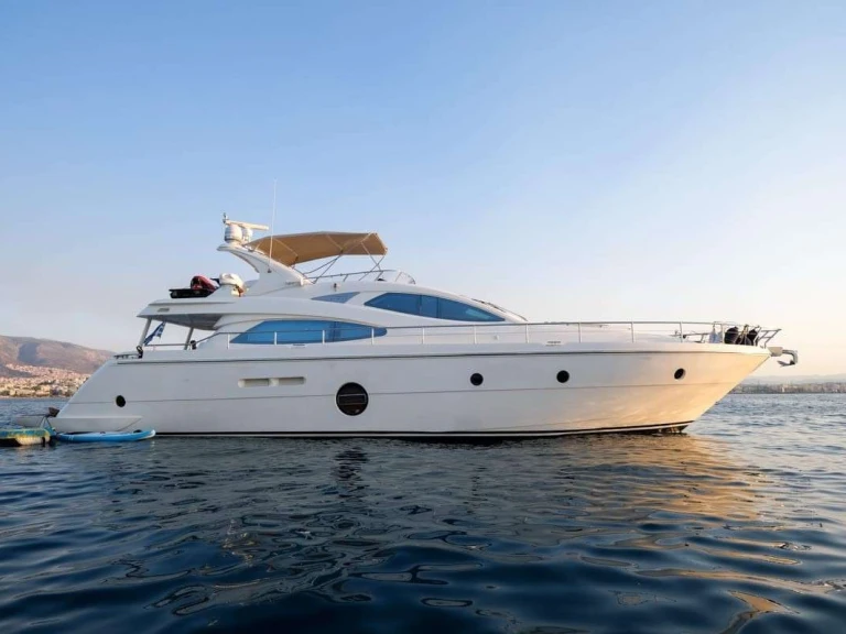 Luxury Yacht hire in Athens - Aicon SUMMER THERAPY