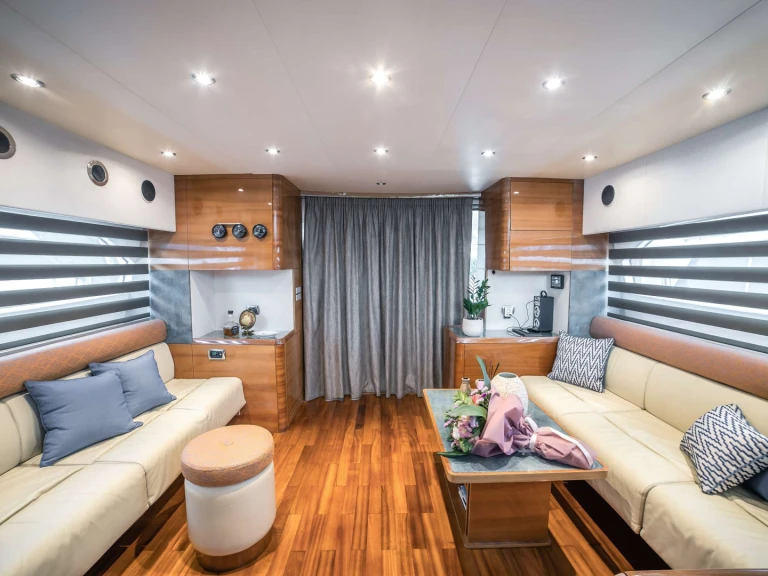 Charter a Aicon SUMMER THERAPY in Athens on Samboat