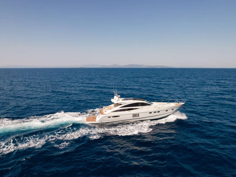 Hire Luxury Yacht Princess, UK with a boat licence