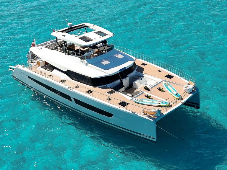 Yacht hire Nassau cheap PRINCESS MILA
