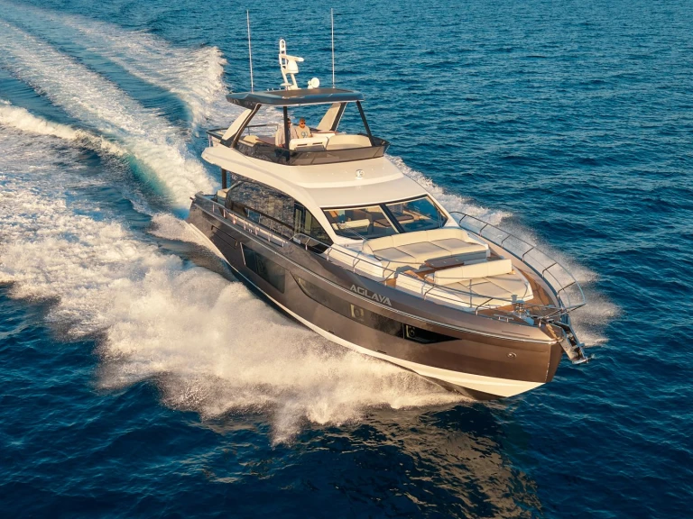 Hire Luxury Yacht with or without skipper Azimut Zadar