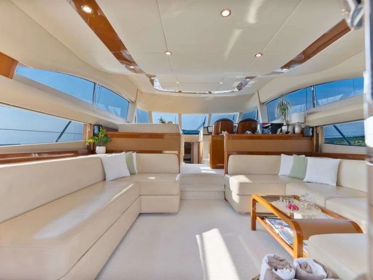 Charter a Princess, UK Anna Wo in Croatia on Samboat