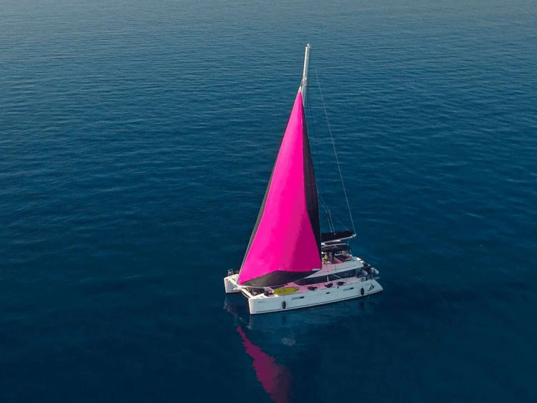 Charter a Lagoon AURA in Mykonos (Island) on Samboat