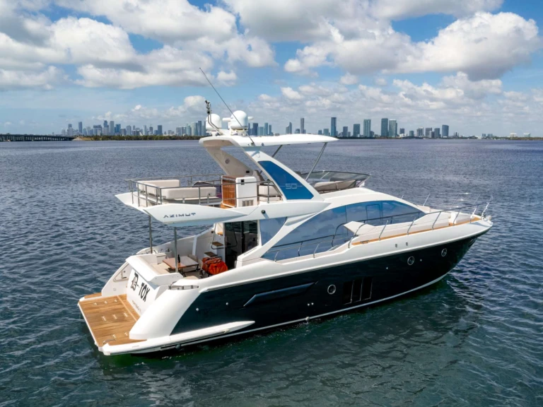 Yacht charter Miami - Azimut D-Tox on SamBoat