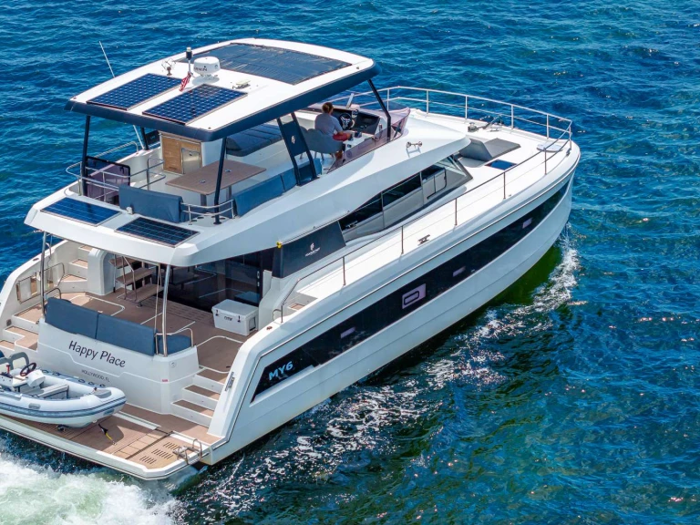 Hire Luxury Yacht Fountaine Pajot with a boat licence