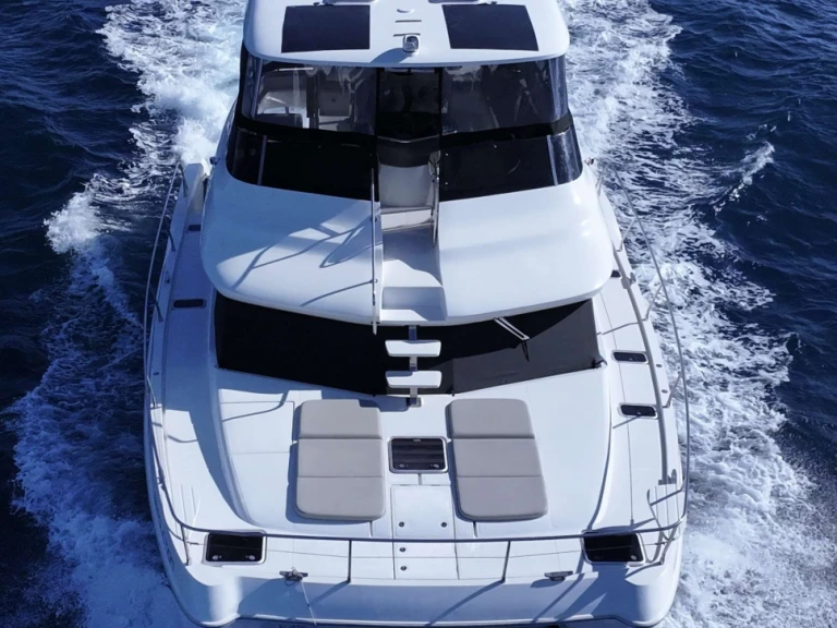 Yacht hire Lávrio cheap Seaduction