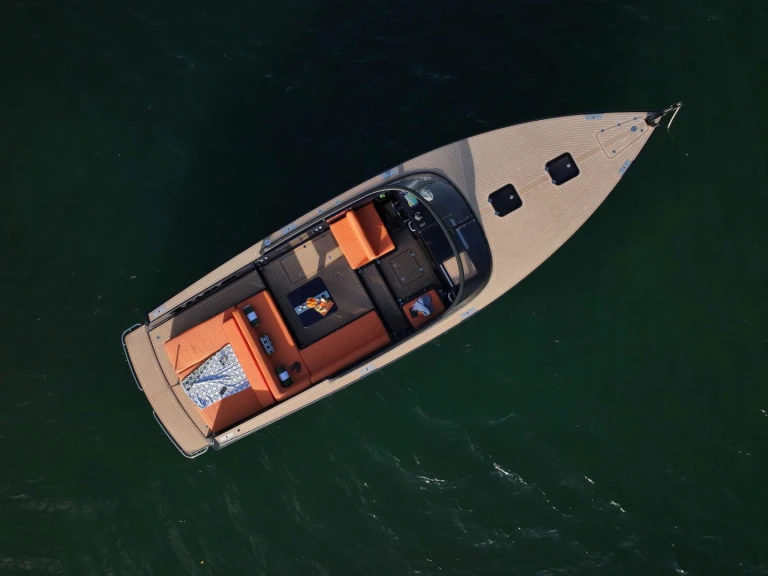 Van-Dutch Disco Volante charter bareboat or skippered in  Miami