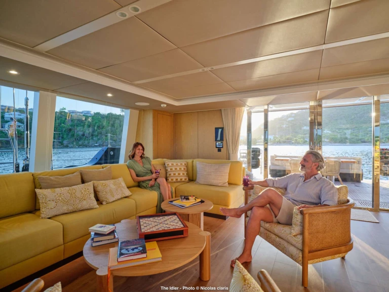 Hire Luxury Yacht with or without skipper Sunreef Caribbean