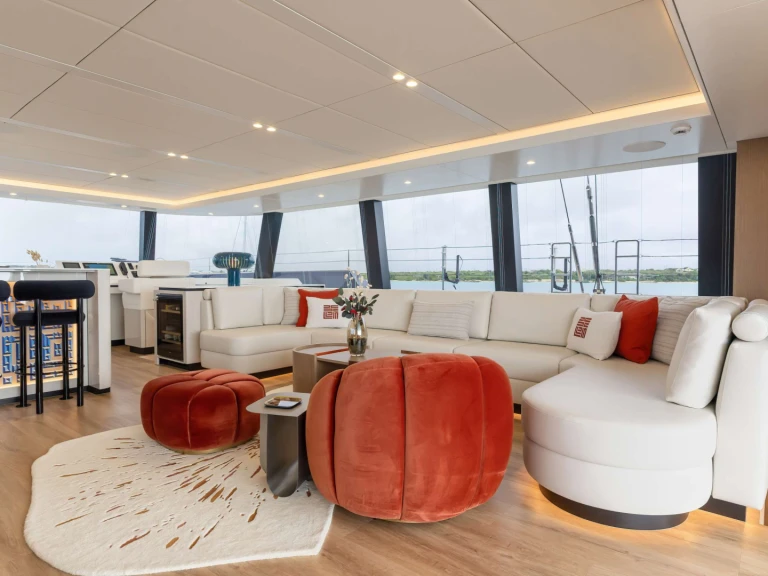 Charter a Sunreef Belldia in Olbia on Samboat