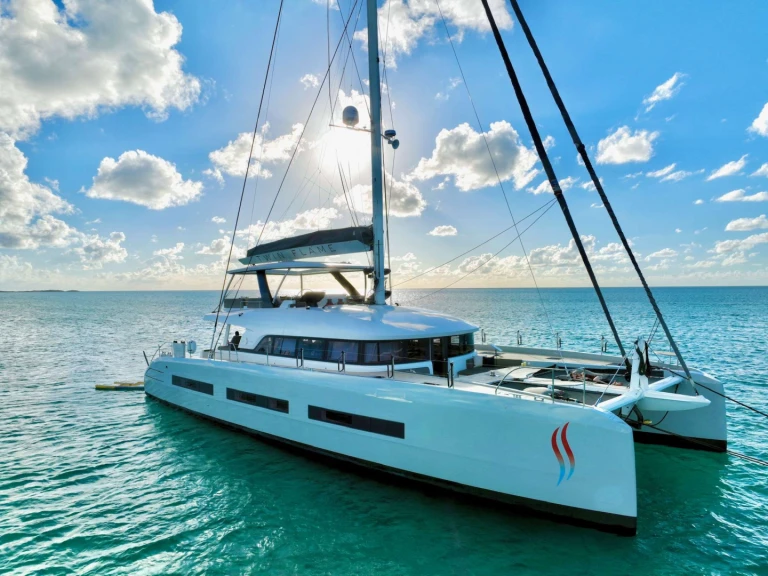 Charter a Lagoon SEMPER LUX in British Virgin Islands (BVI) on Samboat