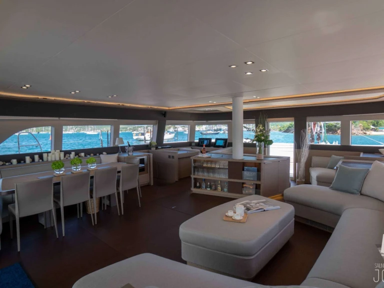 Charter a Lagoon JOY in French Riviera on Samboat
