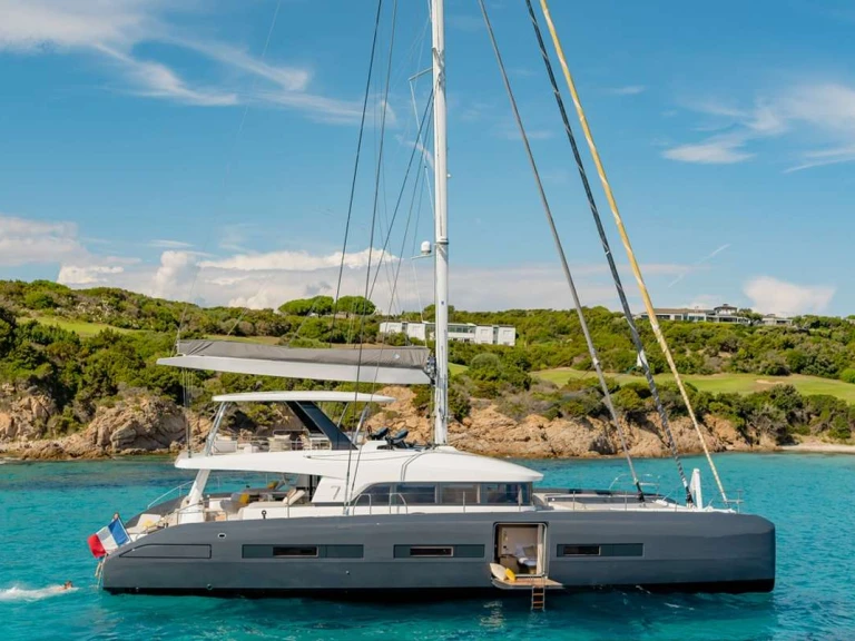 Charter a Lagoon BABAC in Fiji Islands on Samboat