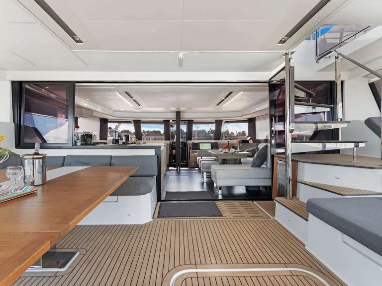 Charter a Fountaine Pajot TRU NORTH in British Virgin Islands (BVI) on Samboat