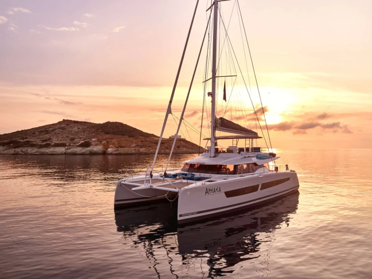 Yacht hire Néa Péramos cheap APHAEA