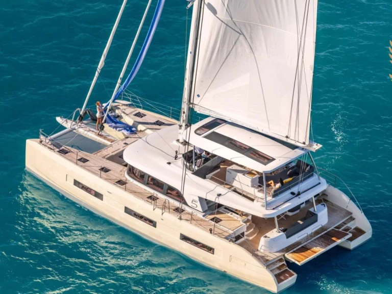 Yacht hire British Virgin Islands (BVI) cheap REVERIE
