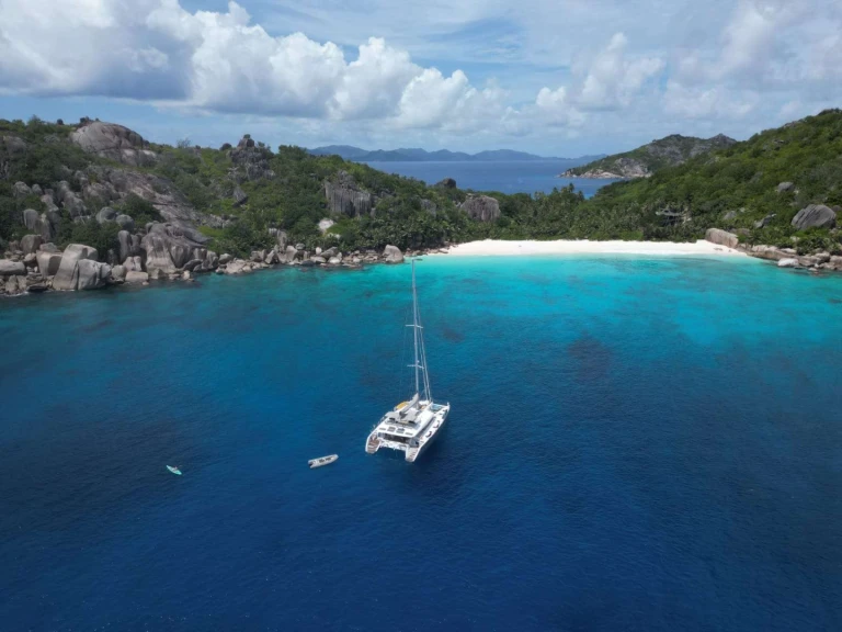 Catamaran to hire Corsica at the best price