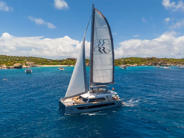Hire Luxury Yacht with or without skipper HeySea British Virgin Islands (BVI)