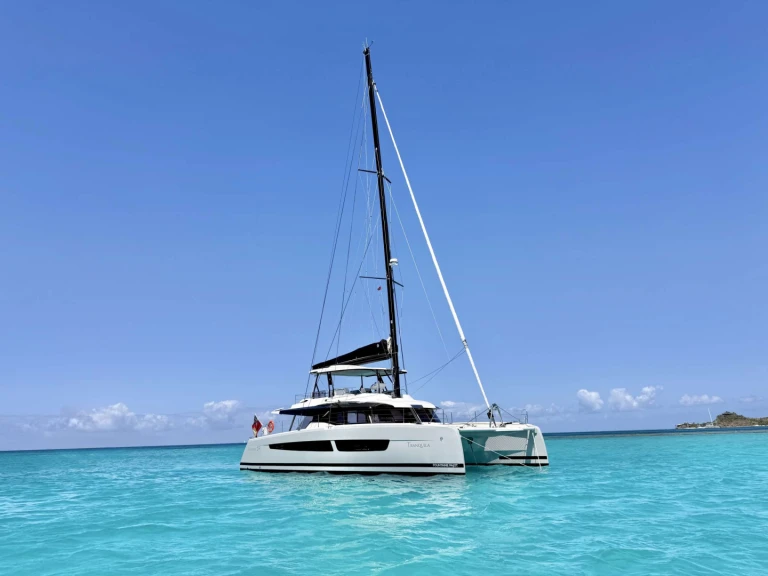 Hire Luxury Yacht with or without skipper Fountaine Pajot British Virgin Islands (BVI)