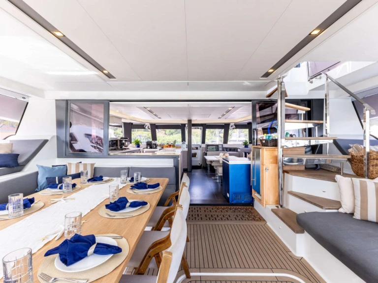 Luxury Yacht hire in British Virgin Islands (BVI) - Fountaine Pajot PERFECT LANDING 