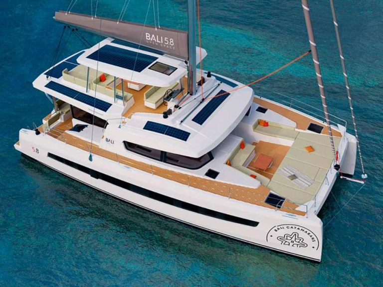 Hire Luxury Yacht Bali with a boat licence