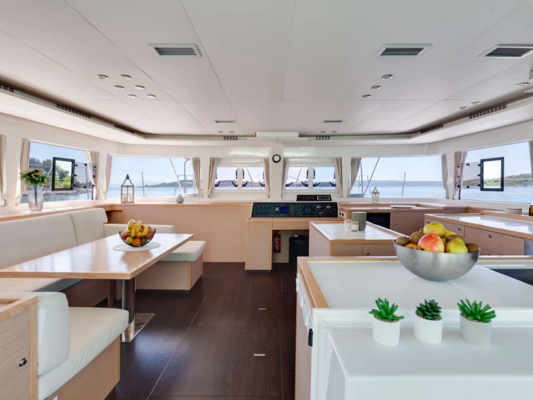 Yacht charter Croatia - Lagoon Cool Change  on SamBoat