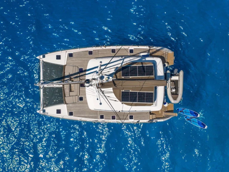 Charter a Lagoon Cool Breeze  in Croatia on Samboat