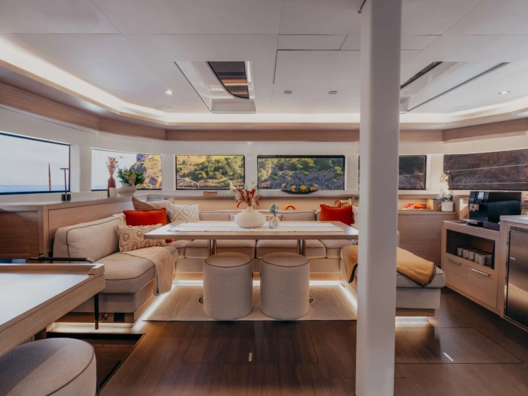 Charter a Lagoon ALMOSTA ROAD in Athens on Samboat