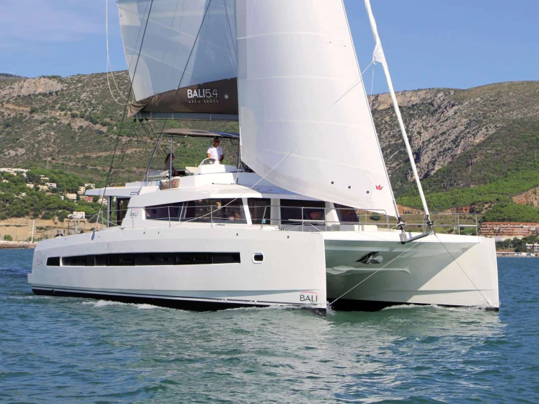 Luxury Yacht to hire Palermo at the best price