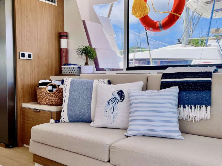 Hire Luxury Yacht with or without skipper Bali British Virgin Islands (BVI)