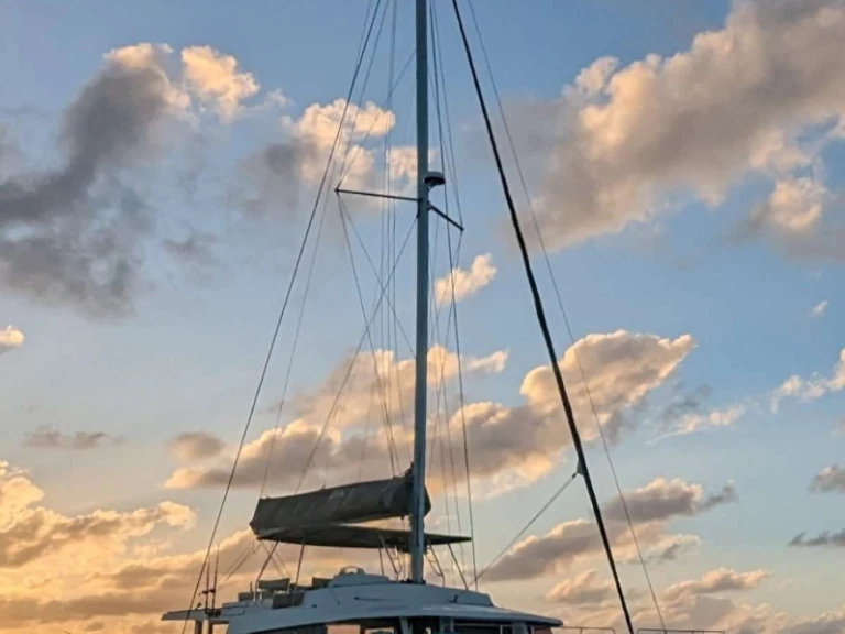 Yacht hire British Virgin Islands (BVI) cheap CRYSTAL DREAMS