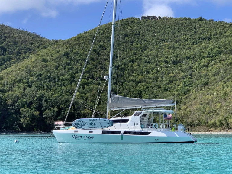 Charter a Royal Cape RUMAWAY in British Virgin Islands (BVI) on Samboat