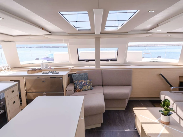 Hire Luxury Yacht with or without skipper Fountaine Pajot Kalamata