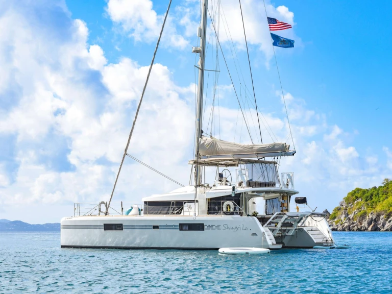 Hire a Lagoon SHANGRI LA   British Virgin Islands (BVI)