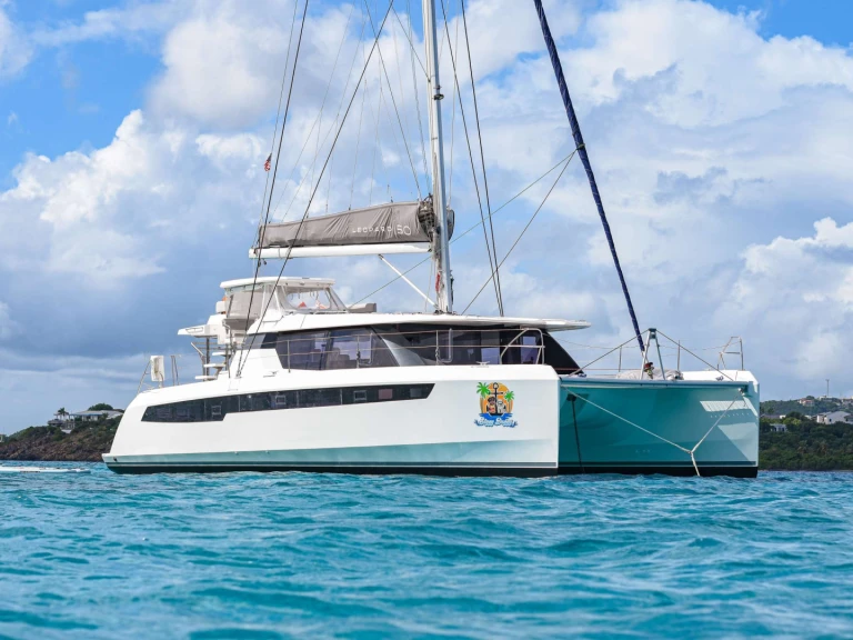 Yacht hire Saint Thomas Island cheap SOGGY DOGGY