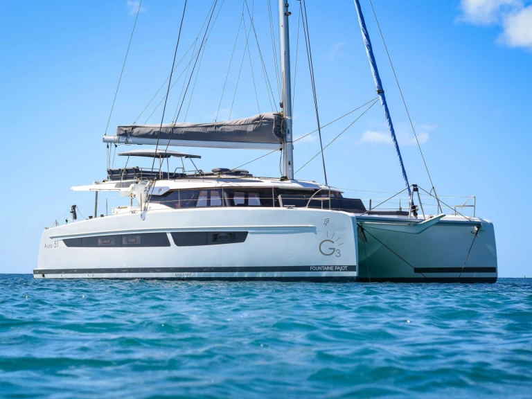 Hire Luxury Yacht with or without skipper Fountaine Pajot British Virgin Islands (BVI)