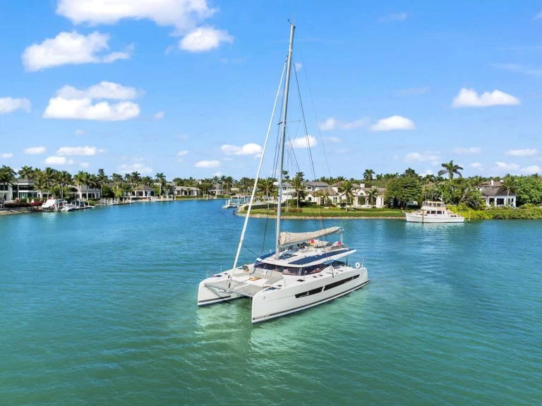 Yacht hire British Virgin Islands (BVI) cheap HALCYON