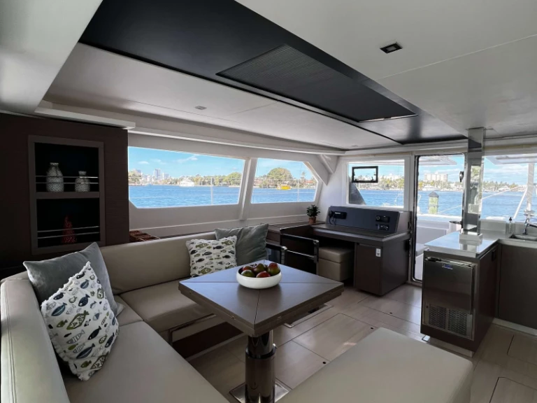 Luxury Yacht to hire Caribbean at the best price