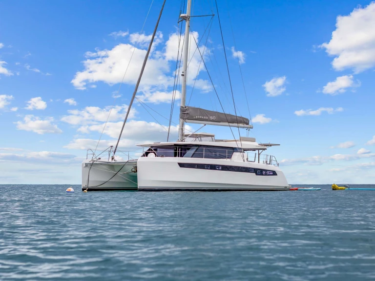 Hire a Leopard SOMMER Saint Thomas Island