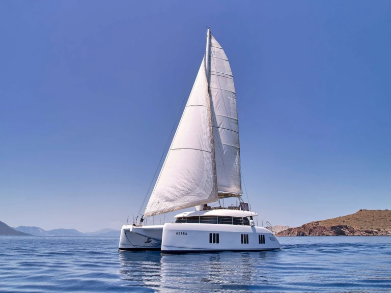 Hire a Sunreef ADARA Athens
