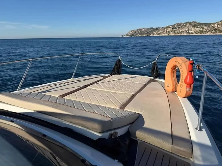 Motorboat hire in Antibes - Quicksilver Activ 875 Sundeck